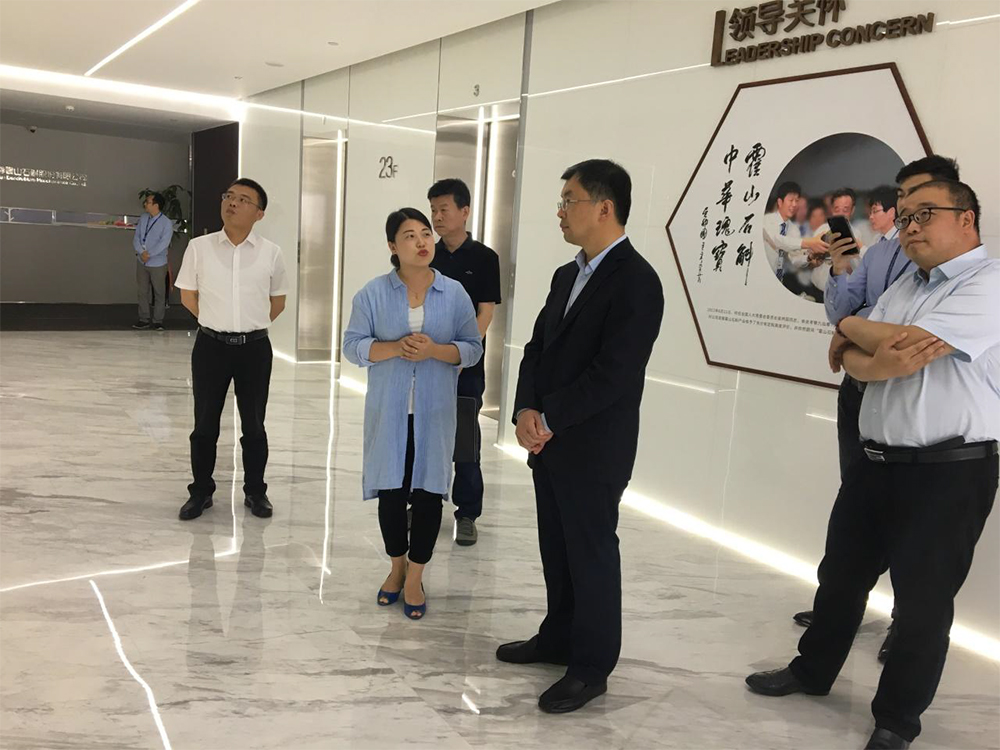區(qū)領導一行到上海、紹興考察簡報(圖1)