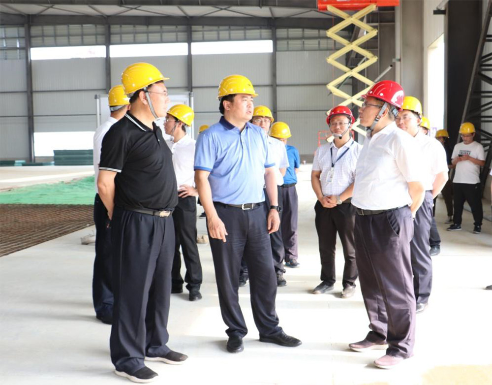 關于市領導到秦皇島精工綠筑開展項目建設和 安全生產(chǎn)工作的調(diào)研活動的簡報(圖2)